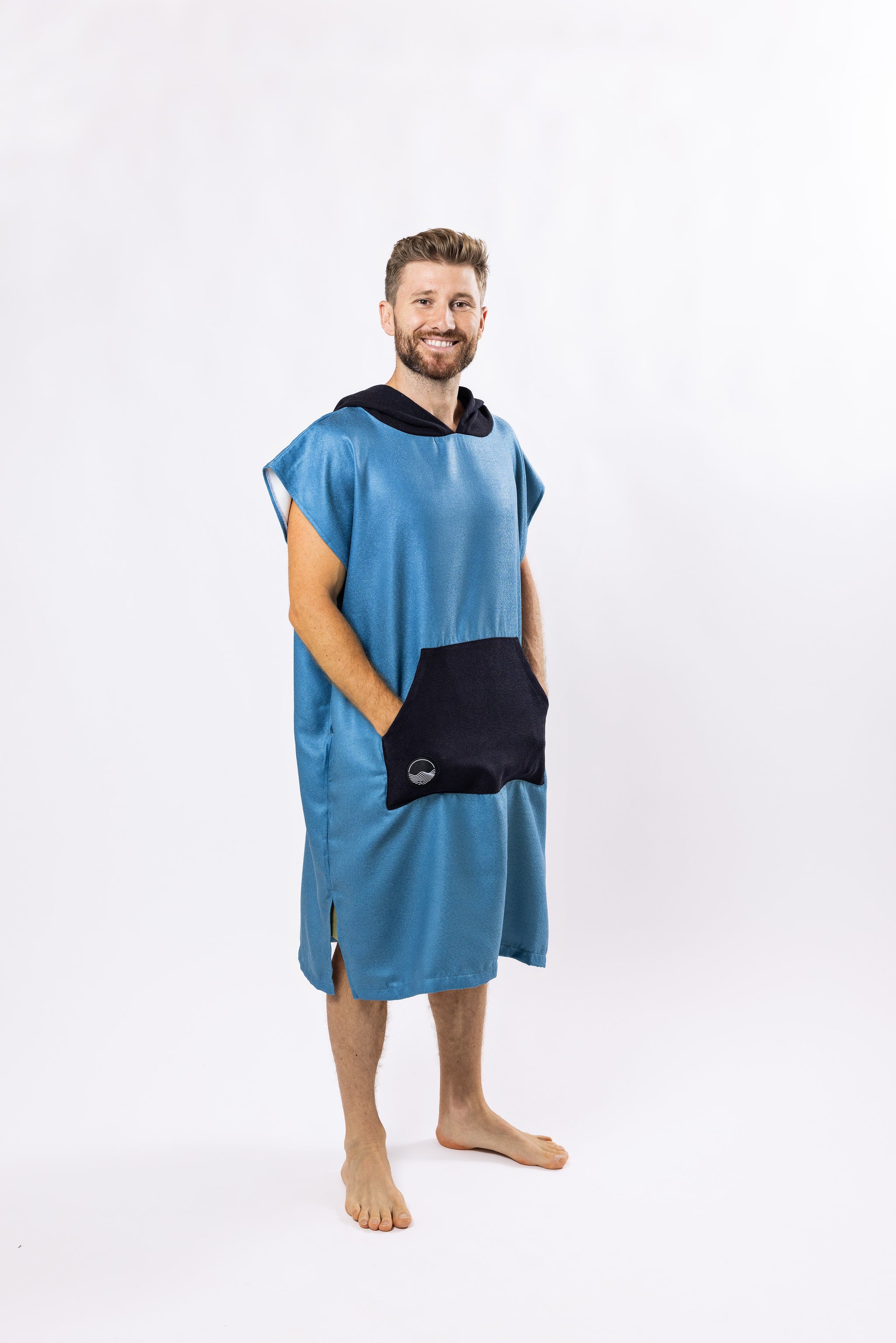 Surf-Poncho Clear Blue - für Frauen & Männer - aus schnelltrocknender und ultra-leichter Mikrofaser - WOODSANDWAVES