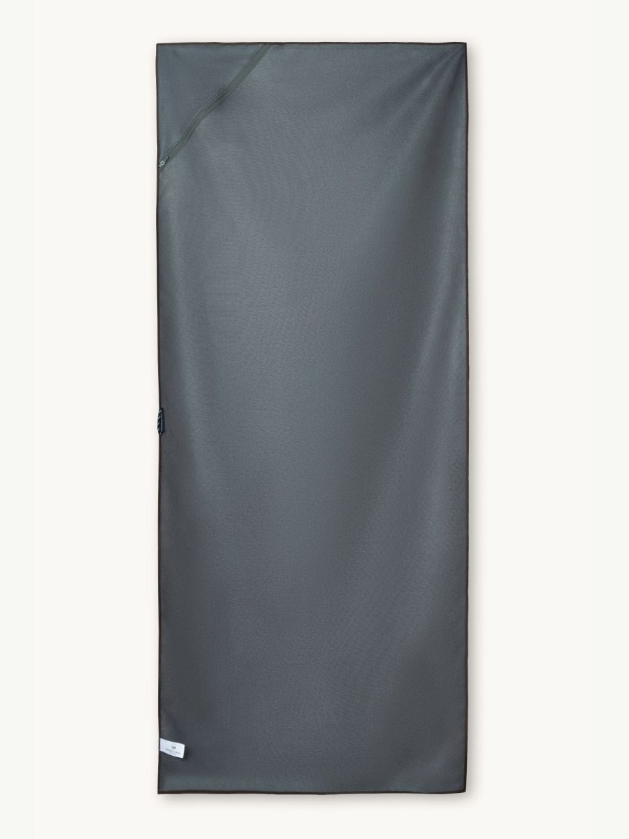 Batik Ocean - Schnelltrocknendes Reise - und Strandtuch mit Geheimfach - woodsandwaves.co