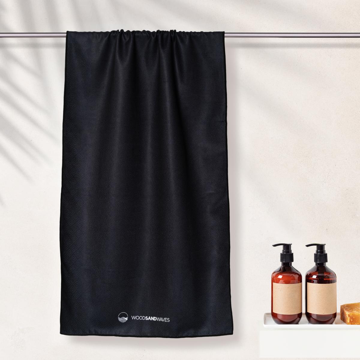 Clear Black - Duschhandtuch aus Premium Mikrofaser - angenehm auf der Haut - woodsandwaves.co