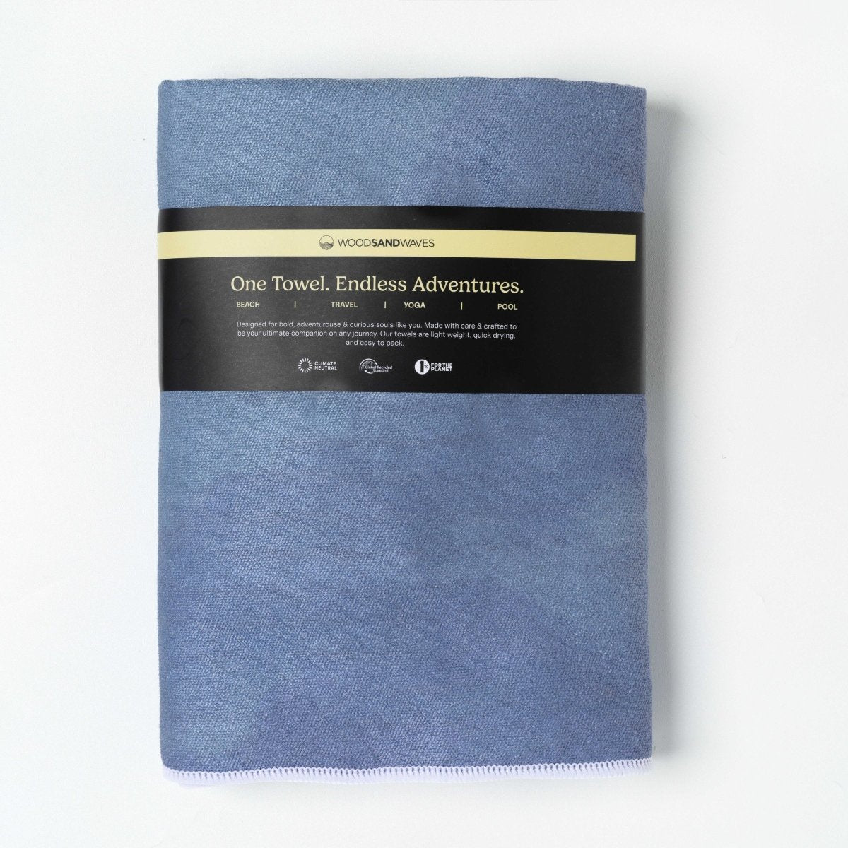 Dreamy Daybreak - Schnelltrocknendes Reise - und Strandtuch mit Geheimfach - woodsandwaves.co